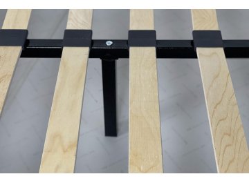 Полутораспальная кровать Лео