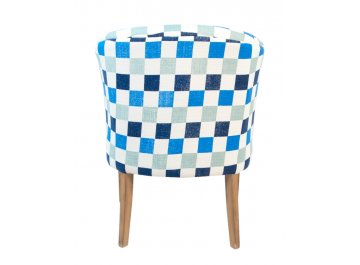 Низкое кресло Laela Cubes