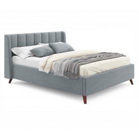 Двуспальная кровать Betsi