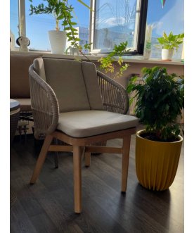 Кресло обеденное деревянное с подушками Mali натуральный