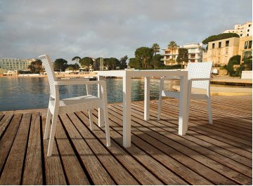 Пластиковый стол Orlando