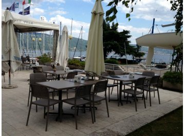 Стул пластиковый Bora Bistrot антрацит