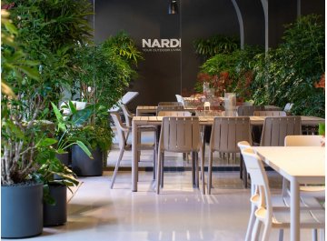 Стул пластиковый Tiberina Bistrot бежевый