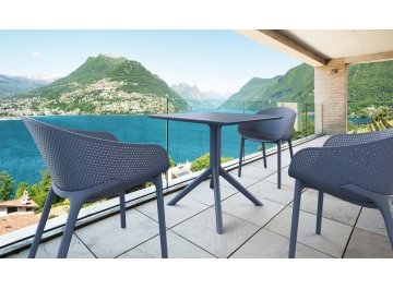 Пластиковый стол Sky