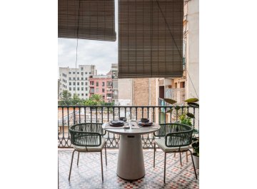 Столик журнальный садовый Itai