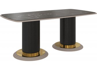 Деревянный стол Савелья