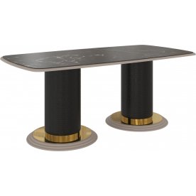 Деревянный стол Савелья