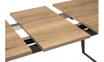 Деревянный стол Кхал