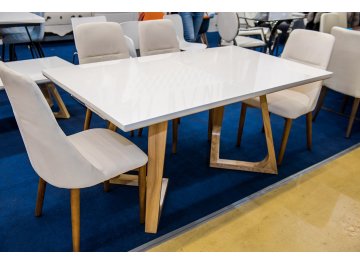 Деревянный стол Турин