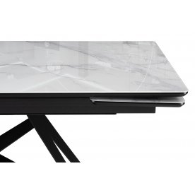 Стеклянный стол Блэкберн