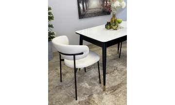 Стеклянный стол 1100K