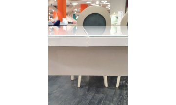 Стеклянный стол Кристина