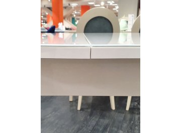 Стеклянный стол Кристина
