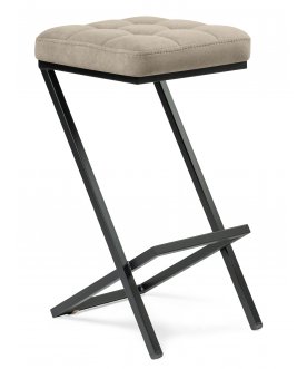 Полубарный стул Амаури