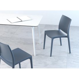 Пластиковый стул Maya
