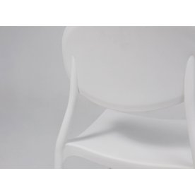 Пластиковый стул Peppi