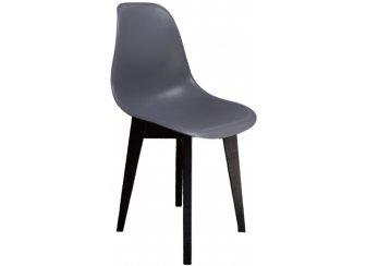 Пластиковый стул Сашш
