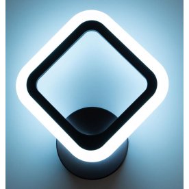 Настенный светильник CL232B315