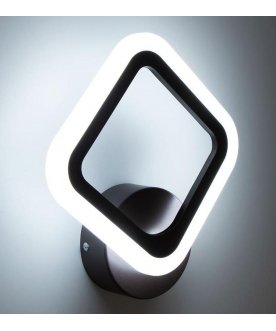 Настенный светильник CL232B315