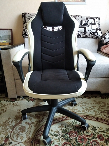 Компьютерное кресло Gamer черное / бежевое фото покупателя 21