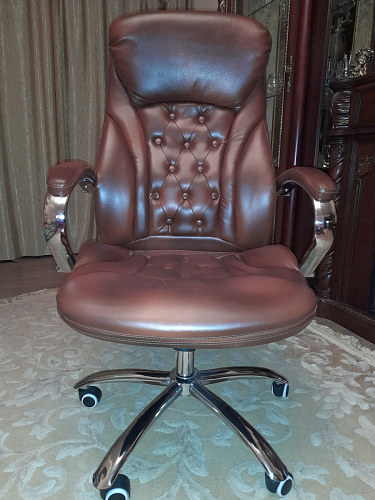 Компьютерное кресло Rich коричневое фото покупателя 20