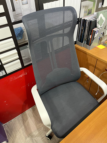 Компьютерное кресло Tilda темно-серый / бежевый / белый фото покупателя 15