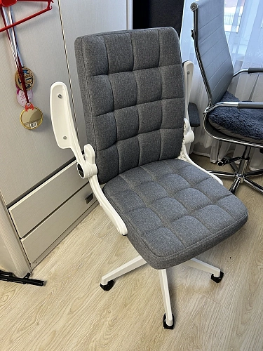 Компьютерное кресло Elga dark gray / white фото покупателя 4