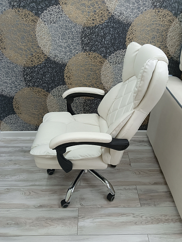 Компьютерное кресло Kolson whitе фото покупателя 53