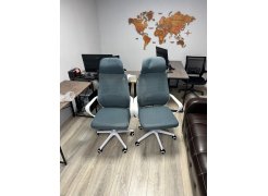 Компьютерное кресло Golem dark gray / white фото покупателя 47