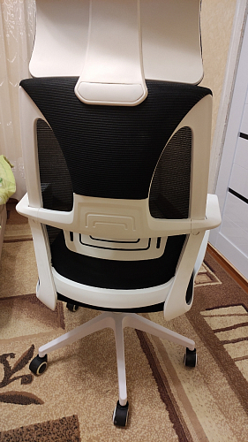 Компьютерное кресло Golem dark gray / white фото покупателя 60