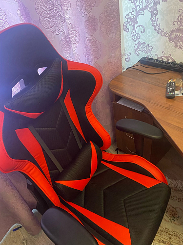 Компьютерное кресло Kano черное / красное фото покупателя 51