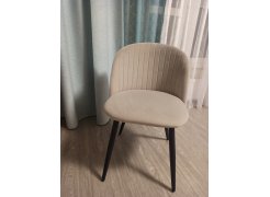 Стул на металлокаркасе Gabi 1 бежевый / черный с серебряными наконечниками фото покупателя 312