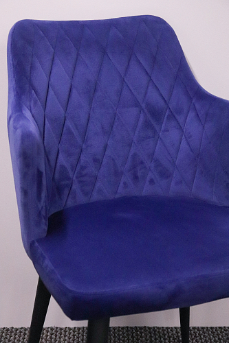 Стул на металлокаркасе Velen light gray / black из шоурума 8