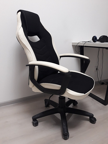 Компьютерное кресло Gamer черное / бежевое фото покупателя 12