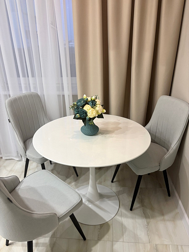 Стеклянный стол Tulip 90 white фото покупателя 33