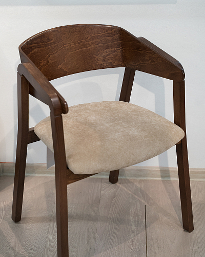 Деревянный стул Dalia noce беж из шоурума 2