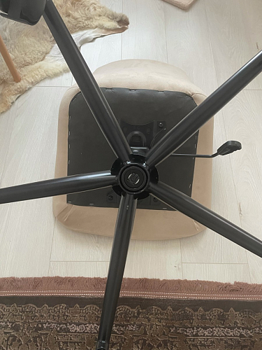 Компьютерное кресло Честер светло-серый велюр / черный фото покупателя 20