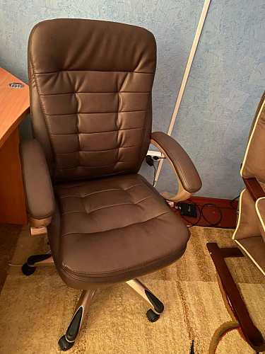 Компьютерное кресло Palamos черное фото покупателя 25