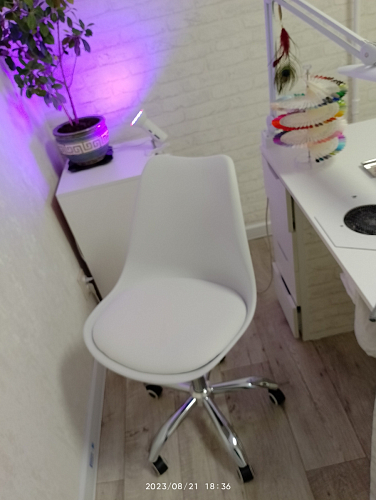 Компьютерное кресло Kolin с подушкой clear / white фото покупателя 287