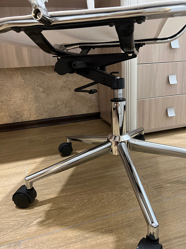 Компьютерное кресло Reus черная сетка / хром фото покупателя 89