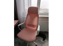 Компьютерное кресло Golem pink / white фото покупателя 66