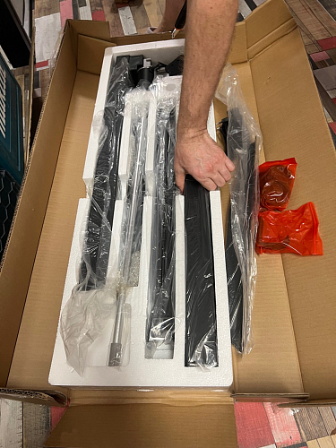 Компьютерный стол Маркос 140х80 голубой / черный фото покупателя 47