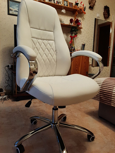 Компьютерное кресло Aragon белое фото покупателя 289