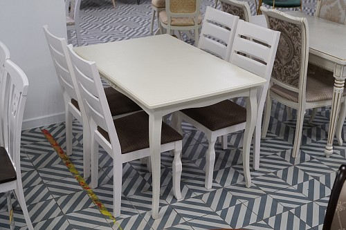 Деревянный стол Алейо молочный из шоурума 1