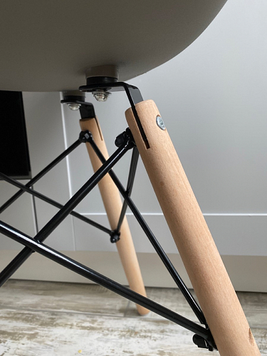 Пластиковый стул Eames PC-015 серый фото покупателя 427