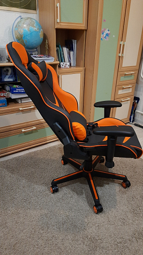 Компьютерное кресло Racer черное / голубое фото покупателя 142