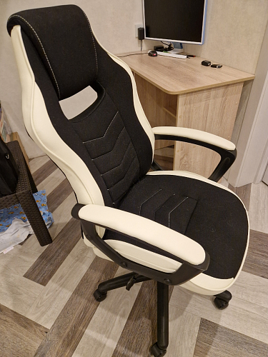 Компьютерное кресло Gamer черное / серое фото покупателя 60