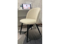 Стул на металлокаркасе Gabi 1 бежевый / черный с серебряными наконечниками фото покупателя 645