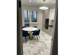 Стул на металлокаркасе Gabi 1 бежевый / черный с серебряными наконечниками фото покупателя 141