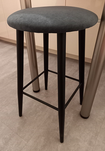 Полубарный стул Гангток крутящийся катания блэк / черный матовый фото покупателя 12